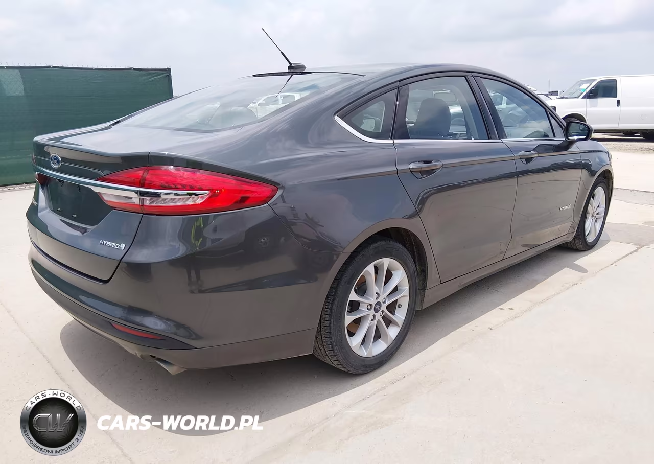 2018 Ford Fusion Hybrid S VIN:3FA6P0UU1JR209449 - 4