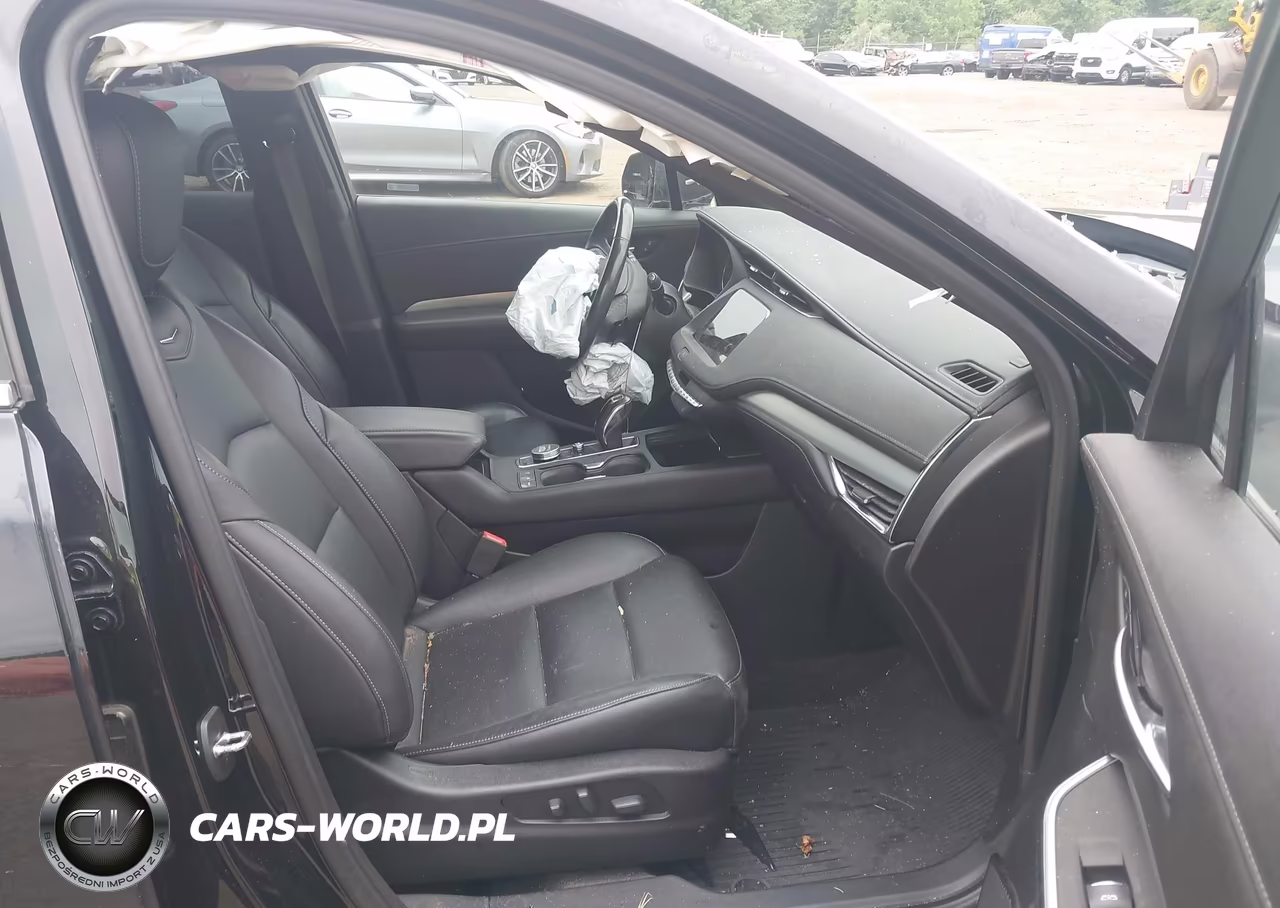 2019 Cadillac Xt4 Premium Luxury VIN:1GYFZCR44KF222557 - 5
