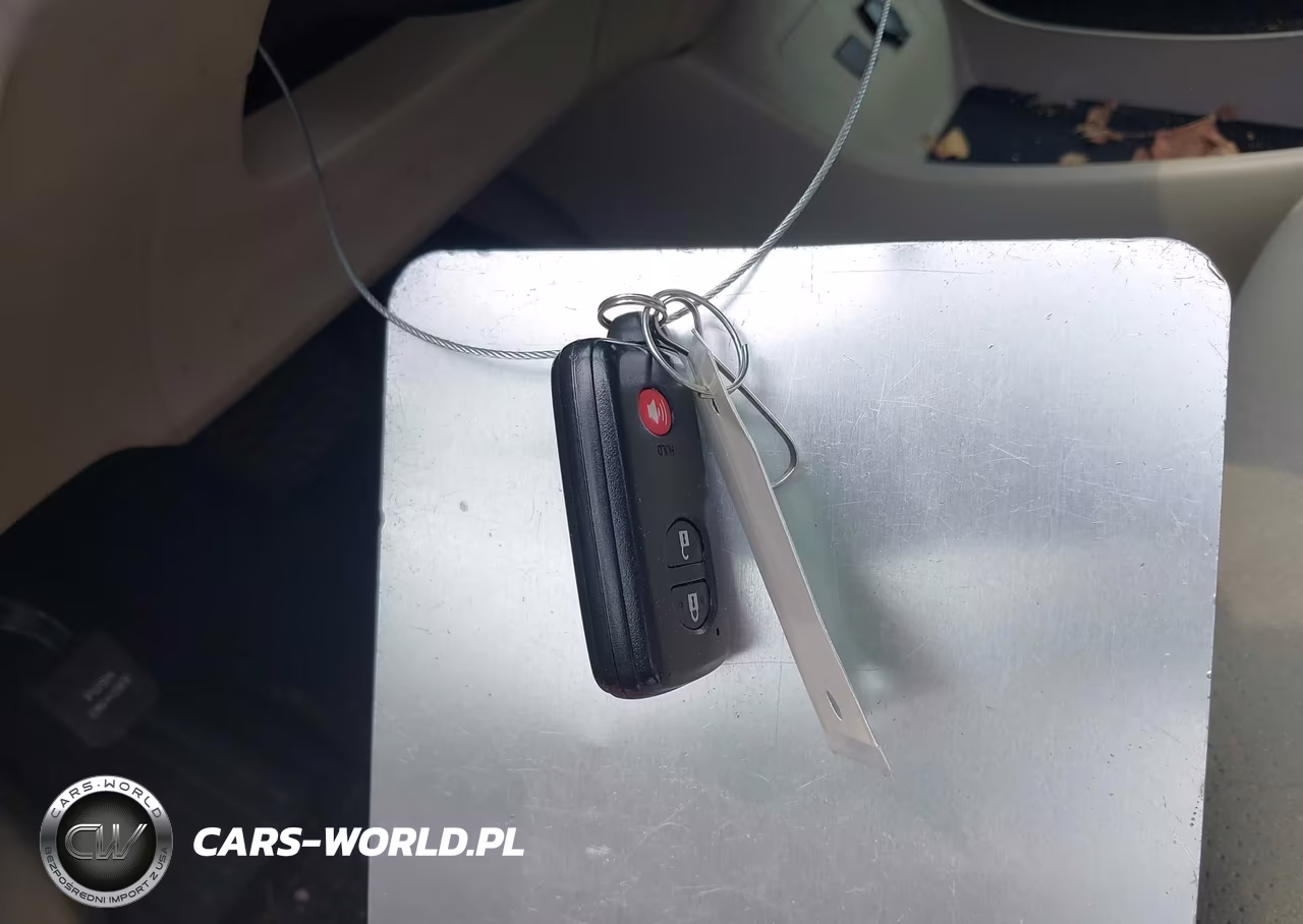 2015 Toyota Prius Three VIN:JTDKN3DU7F1898527 - 11