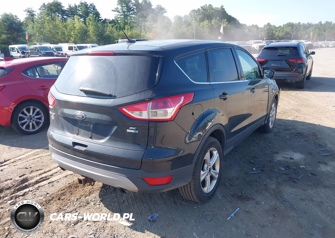 2015 Ford Escape Se VIN:1FMCU9G93FUA09668 - 4