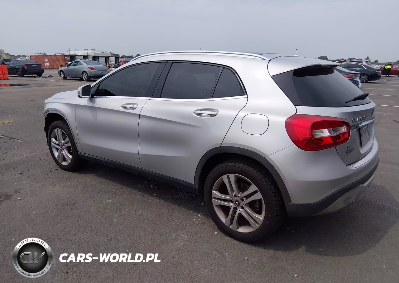 2018 Mercedes-Benz Gla 250 4Matic VIN:WDCTG4GB9JJ475515 - 3