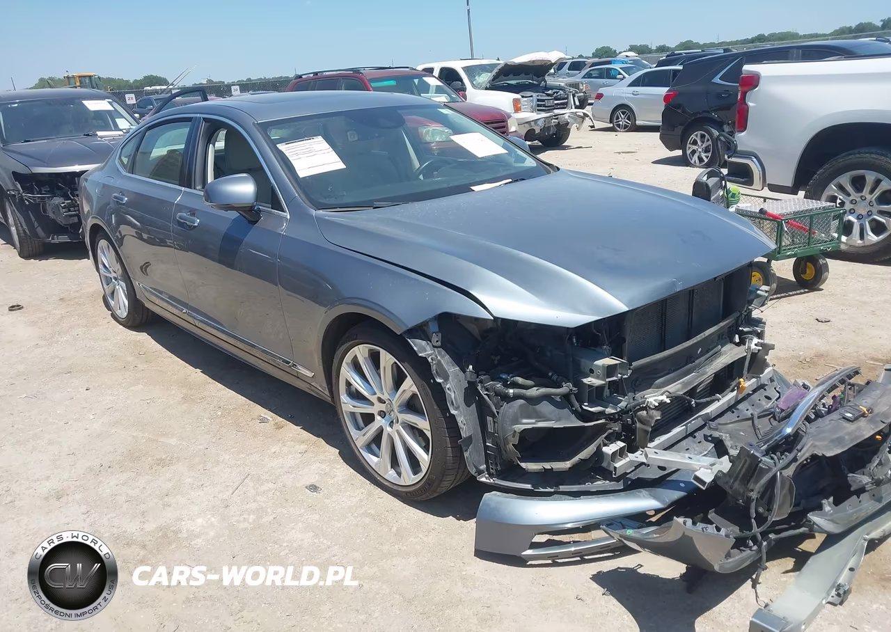 2019 Volvo S90 Hybrid T8 Inscription