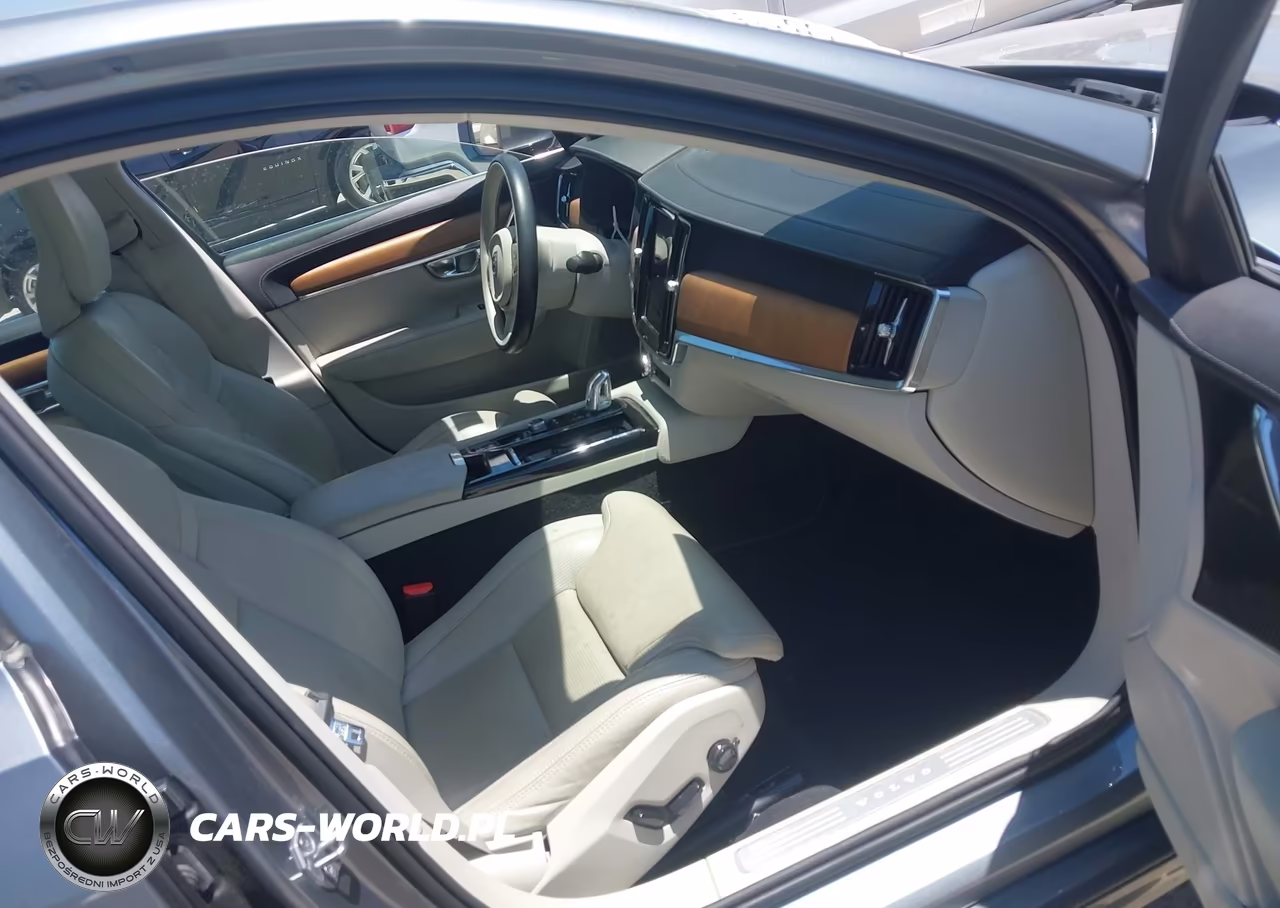2019 Volvo S90 Hybrid T8 Inscription VIN:LVYBR0AL0KP111139 - 5