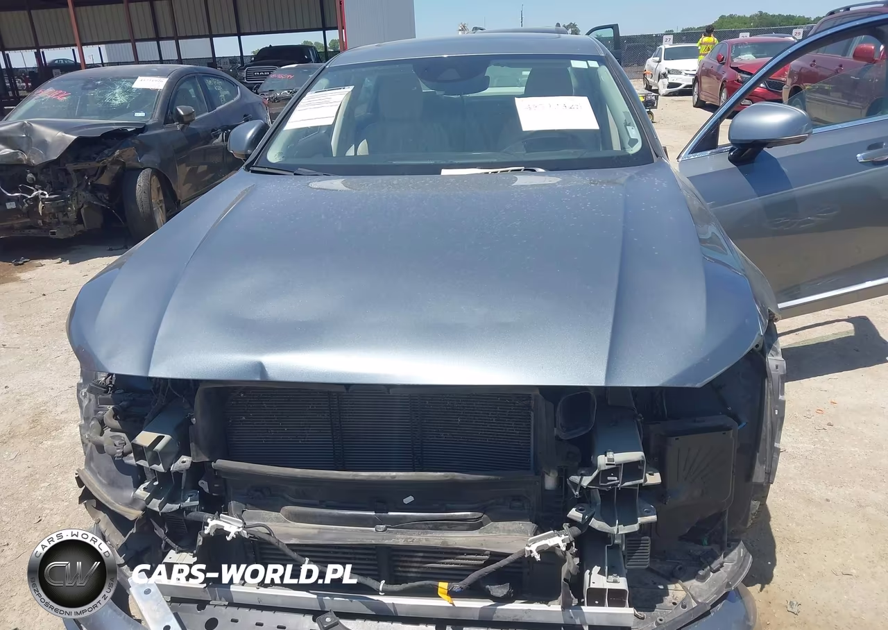 2019 Volvo S90 Hybrid T8 Inscription VIN:LVYBR0AL0KP111139 - 6