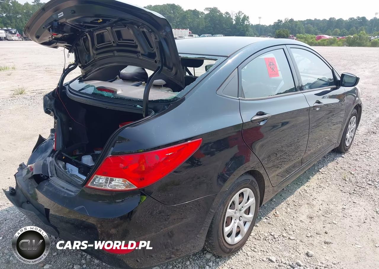 2013 Hyundai Accent Gls VIN:KMHCT4AE2DU565625 - 4