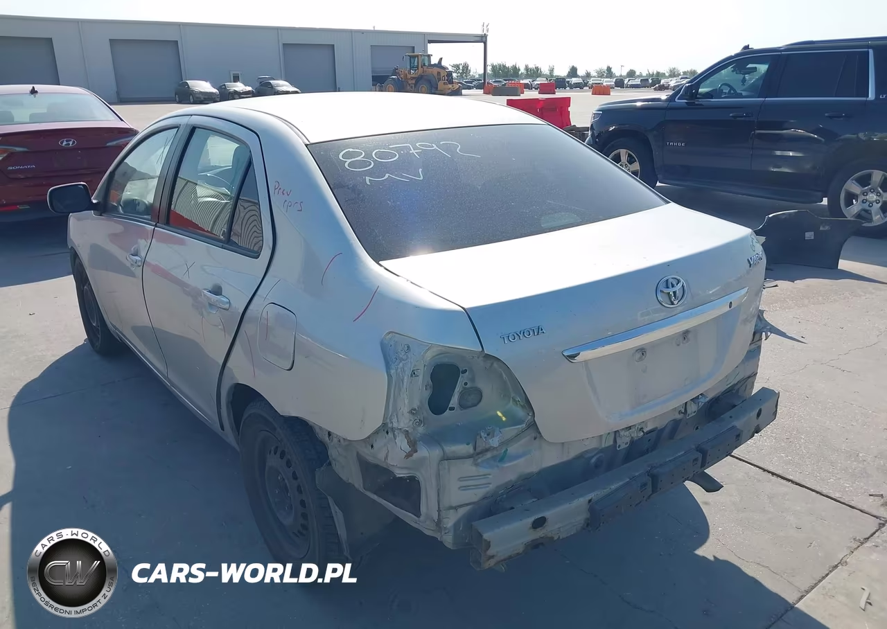 2008 Toyota Yaris VIN:JTDBT923181216070 - 3