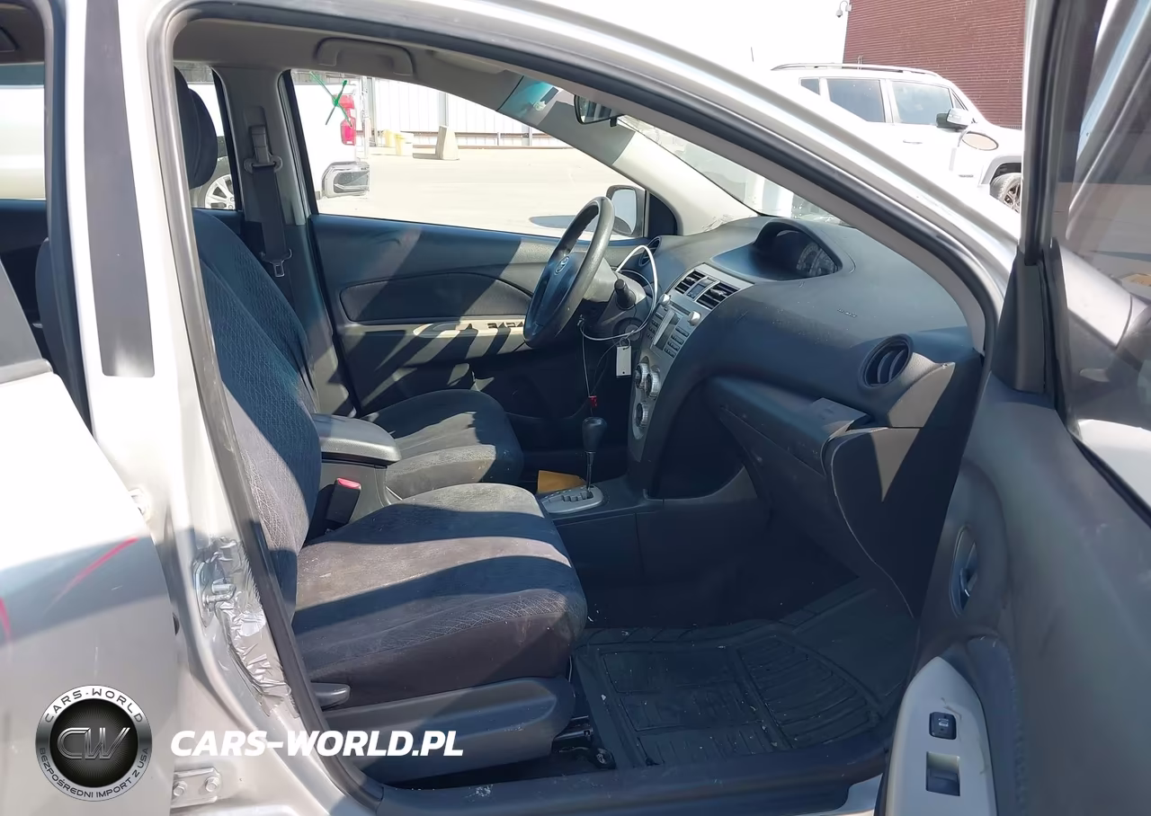 2008 Toyota Yaris VIN:JTDBT923181216070 - 5