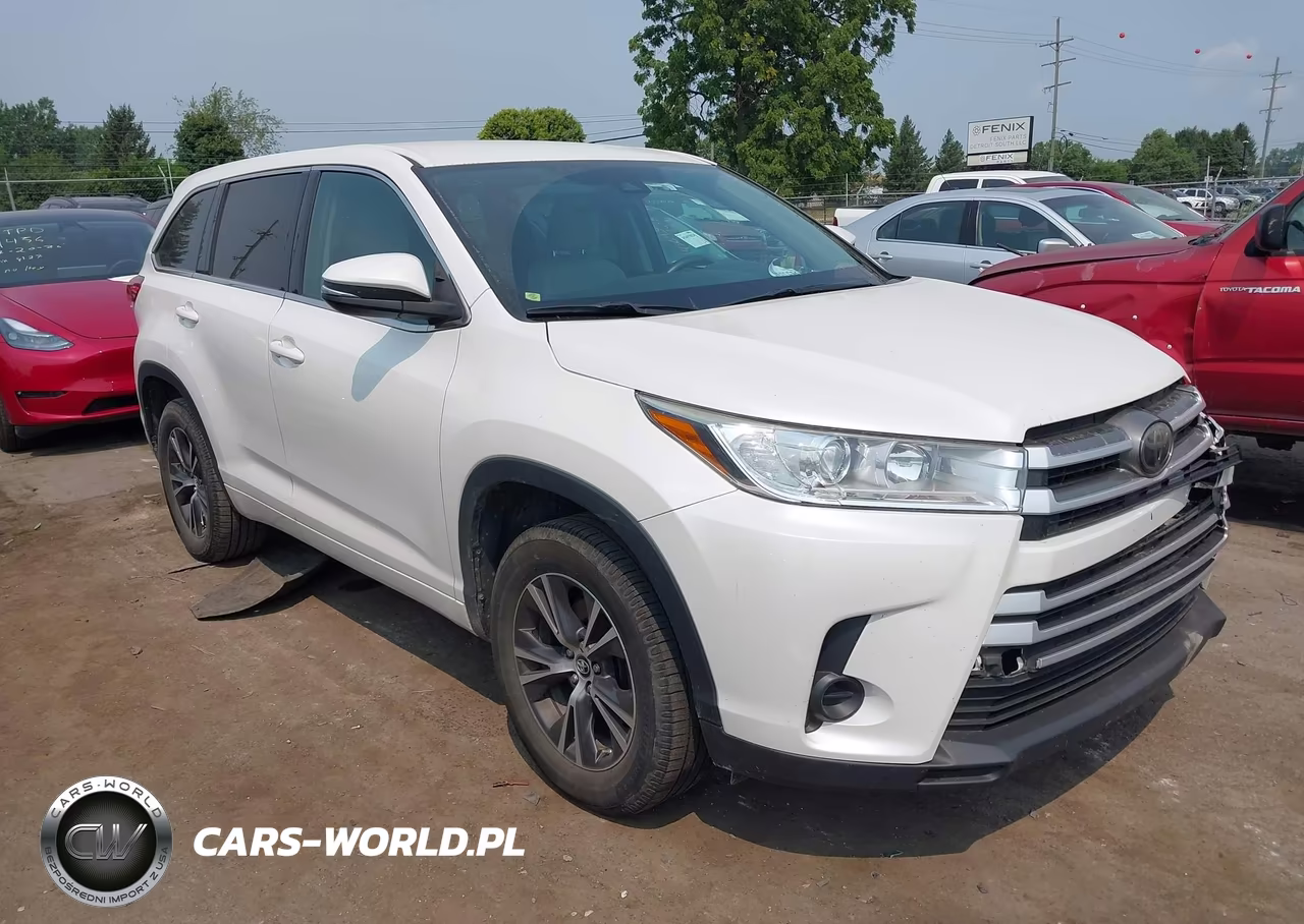2018 Toyota Highlander Le