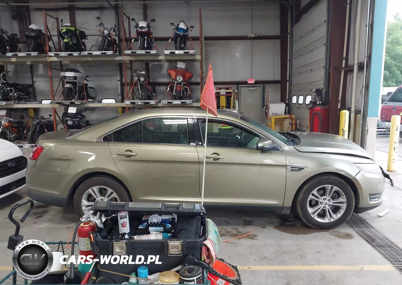 2013 Ford Taurus Sel VIN:1FAHP2E88DG177245 - 13