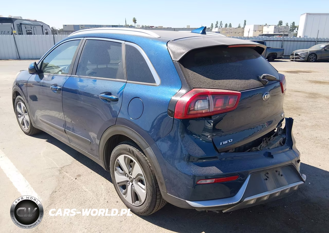 2018 Kia Niro Lx VIN:KNDCB3LC6J5200755 - 3