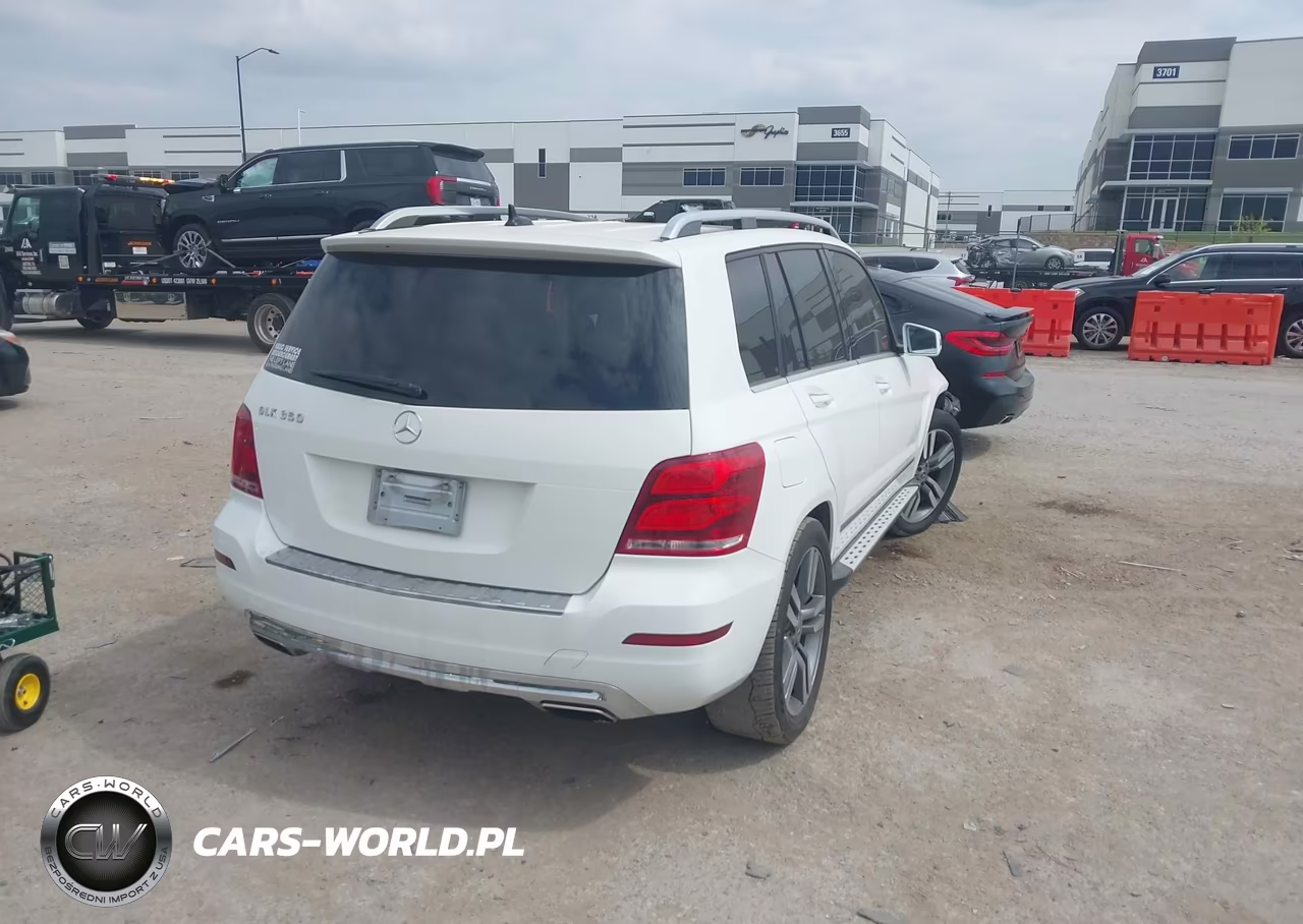 2015 Mercedes-Benz Glk 350 VIN:WDCGG5HB3FG379258 - 4
