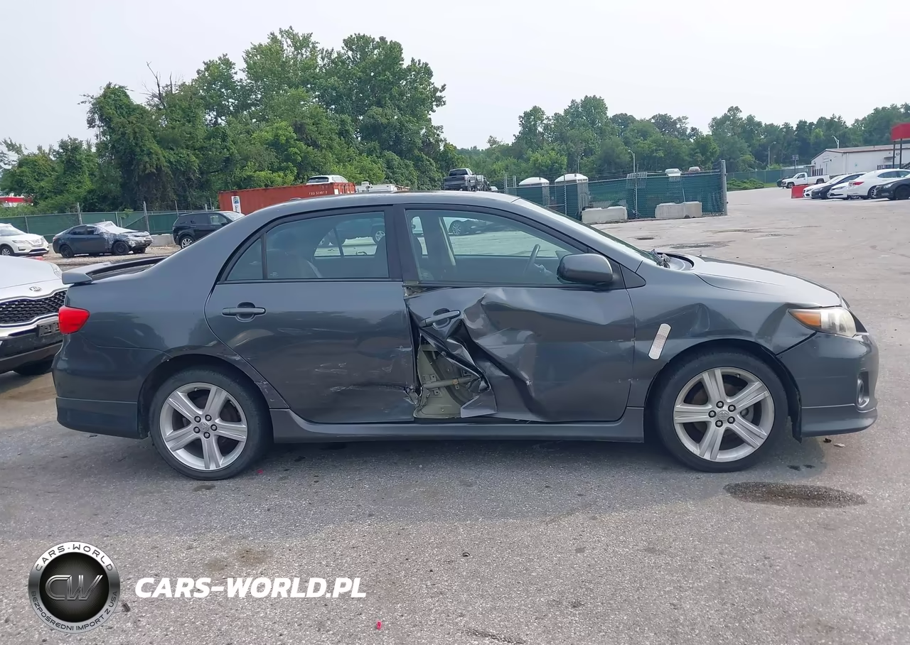2013 Toyota Corolla S VIN:2T1BU4EE8DC092611 - 13