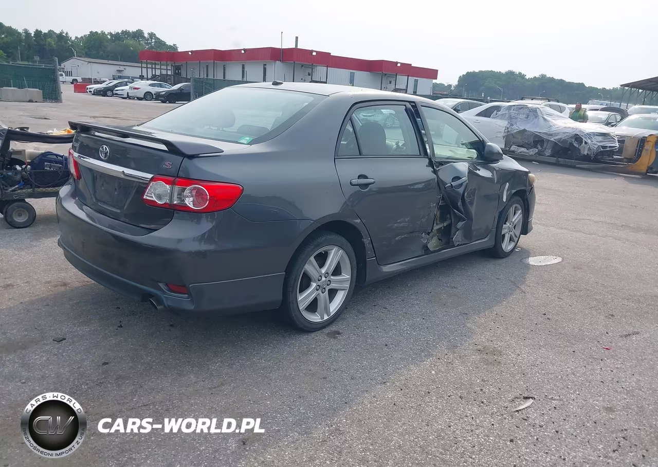 2013 Toyota Corolla S VIN:2T1BU4EE8DC092611 - 4