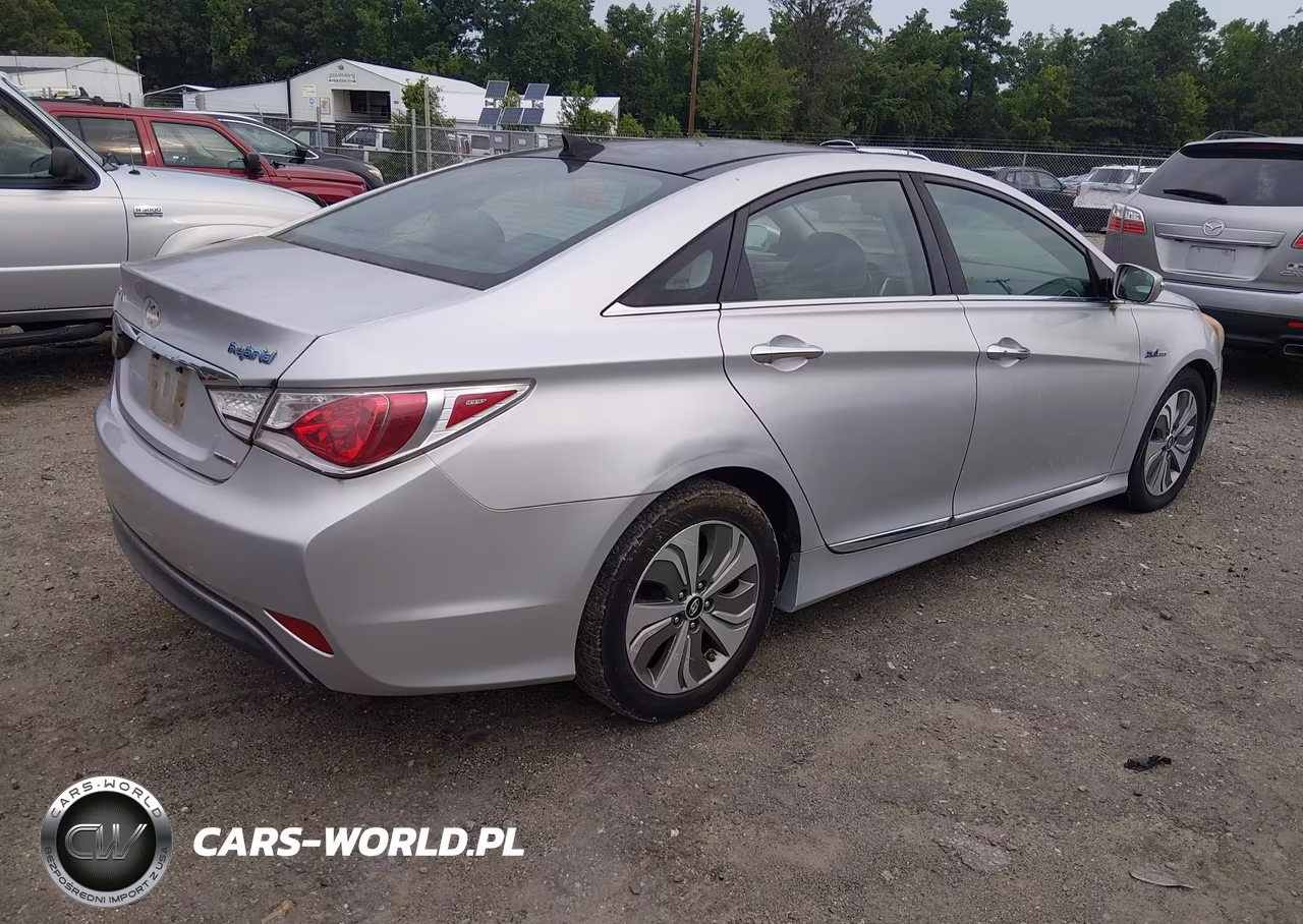 2013 Hyundai Sonata Hybrid Limited VIN:KMHEC4A44DA068853 - 4