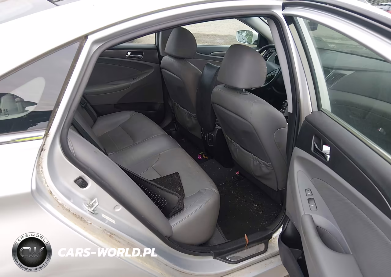 2013 Hyundai Sonata Hybrid Limited VIN:KMHEC4A44DA068853 - 8