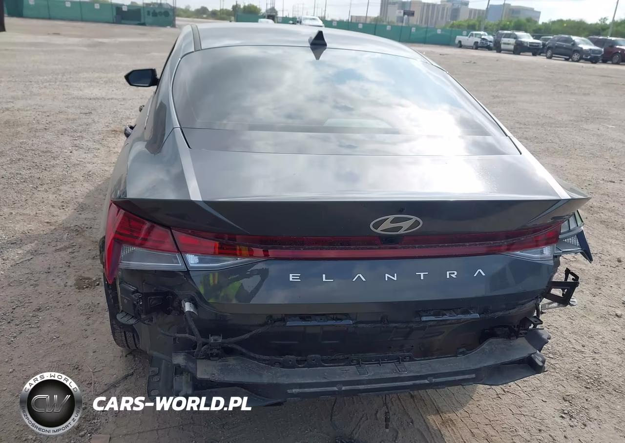 2024 Hyundai Elantra Sel VIN:KMHLS4DG1RU806193 - 17