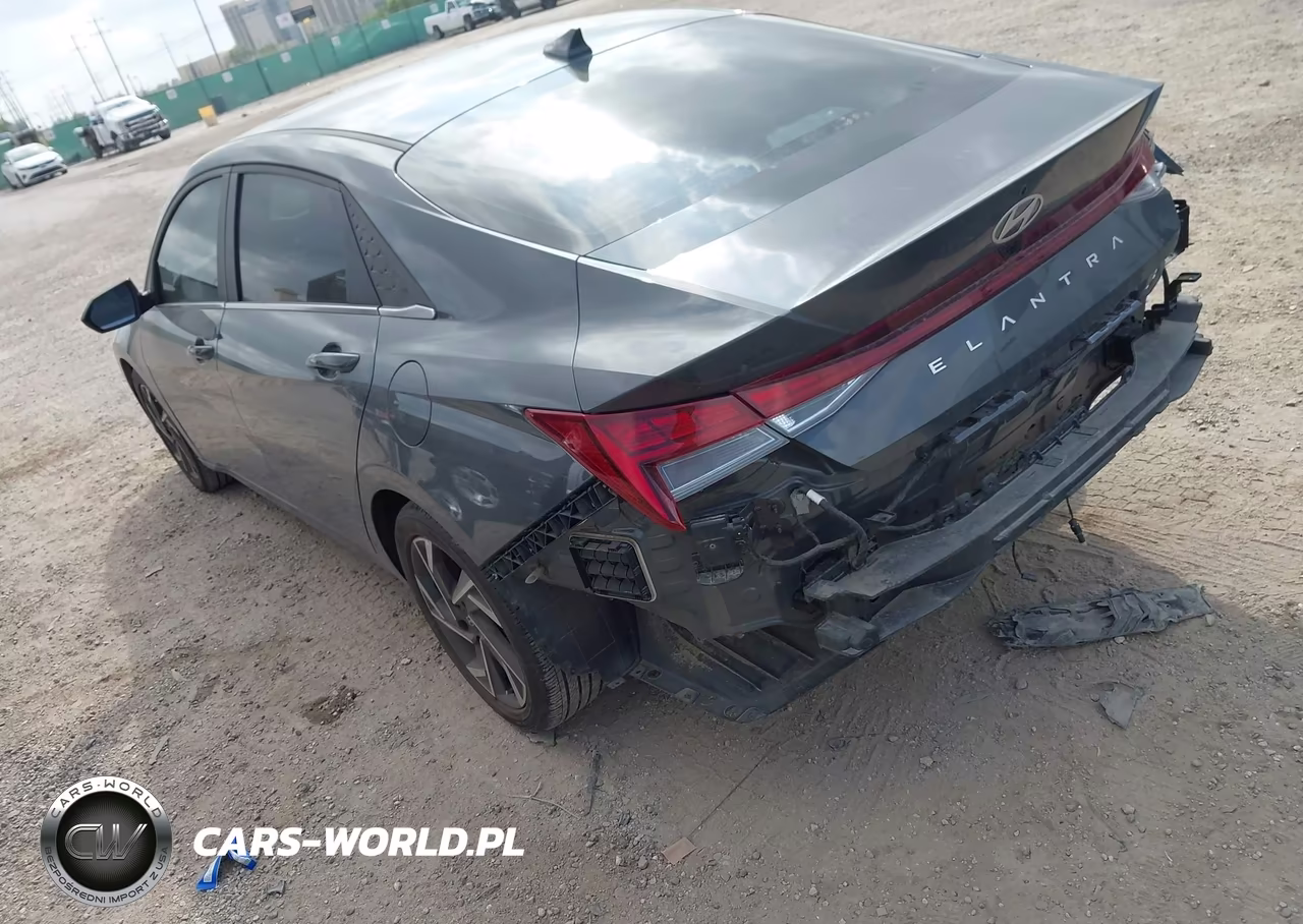 2024 Hyundai Elantra Sel VIN:KMHLS4DG1RU806193 - 3