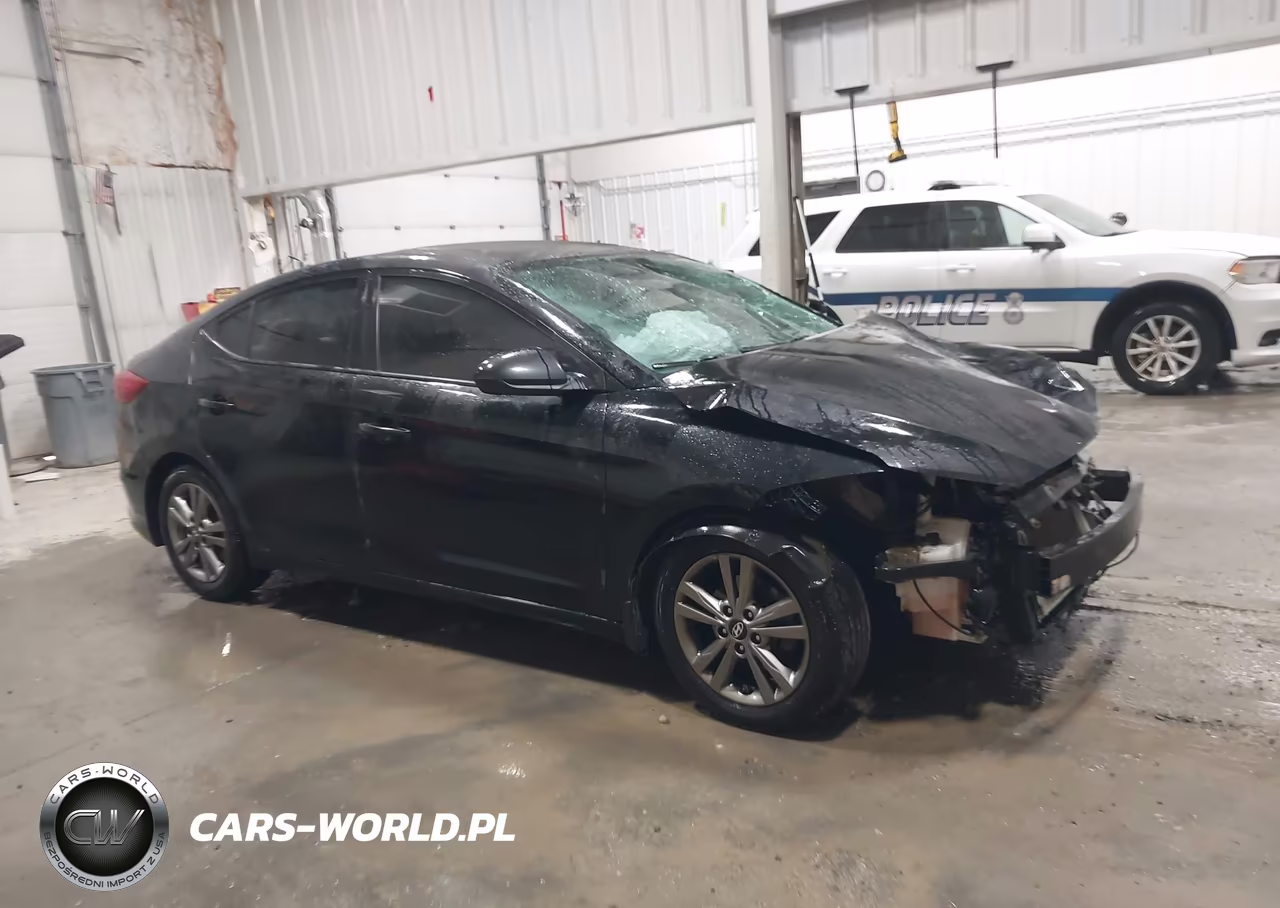 2018 Hyundai Elantra Value Edition VIN:5NPD84LF6JH351209 - 13