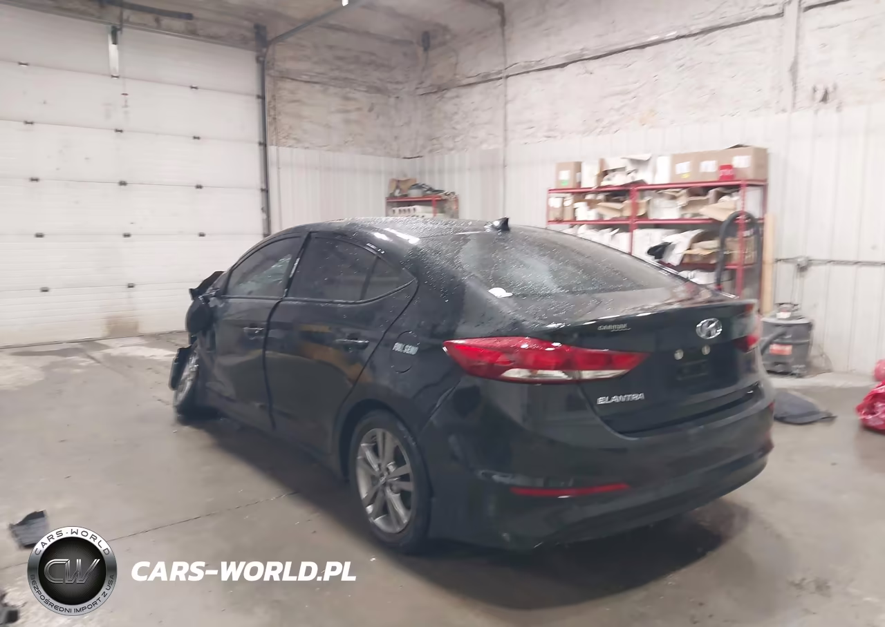 2018 Hyundai Elantra Value Edition VIN:5NPD84LF6JH351209 - 3
