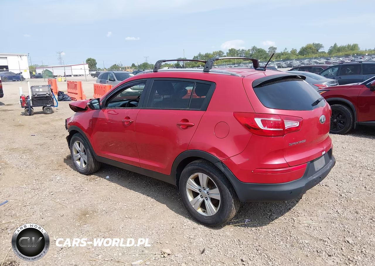 2013 Kia Sportage Lx VIN:KNDPBCA25D7469530 - 3