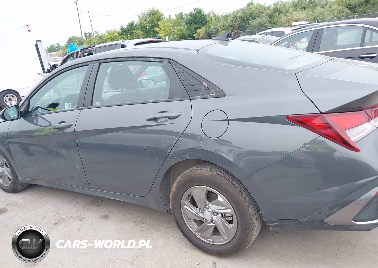 2025 Hyundai Elantra Se VIN:KMHLL4DG8SU977316 - 15