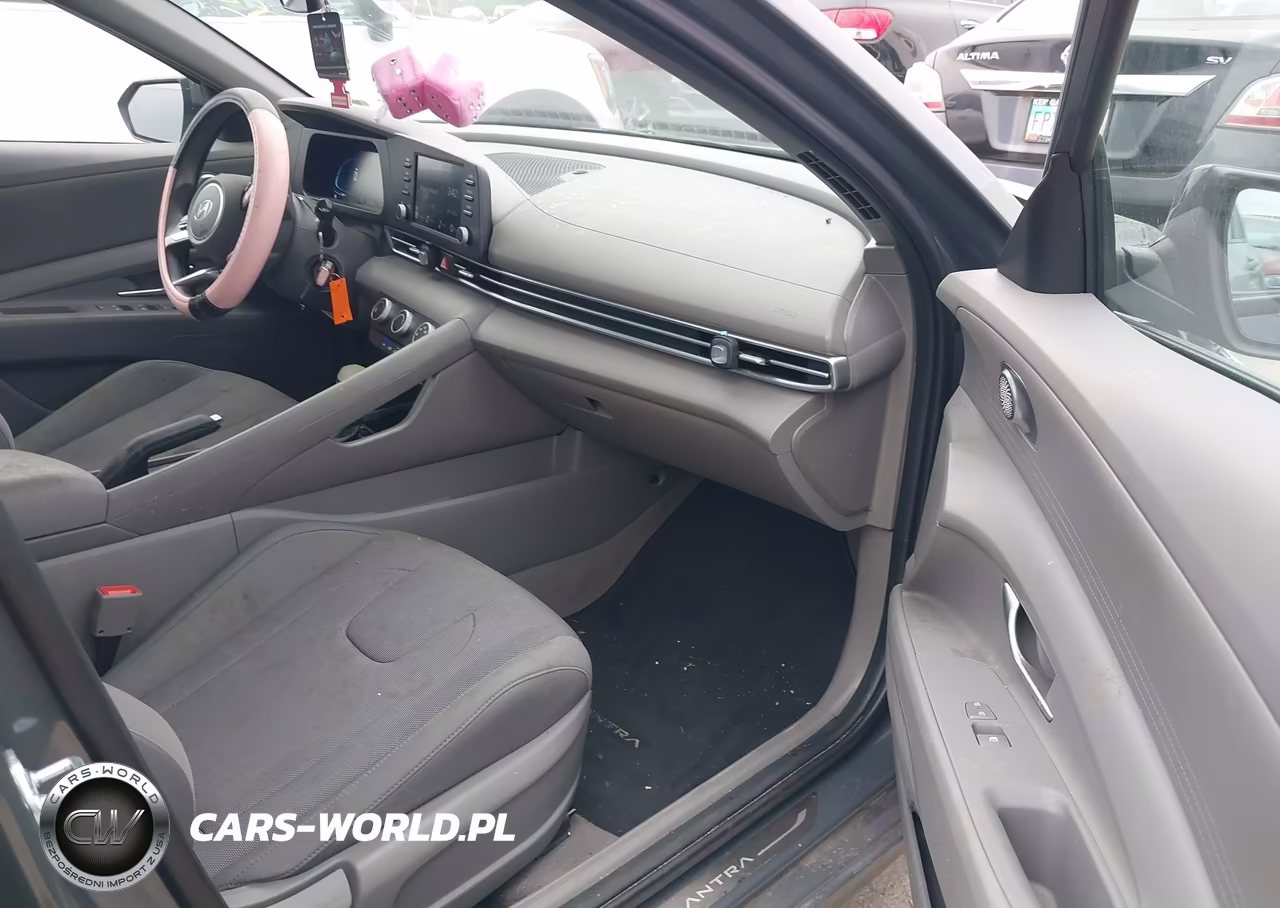 2025 Hyundai Elantra Se VIN:KMHLL4DG8SU977316 - 5