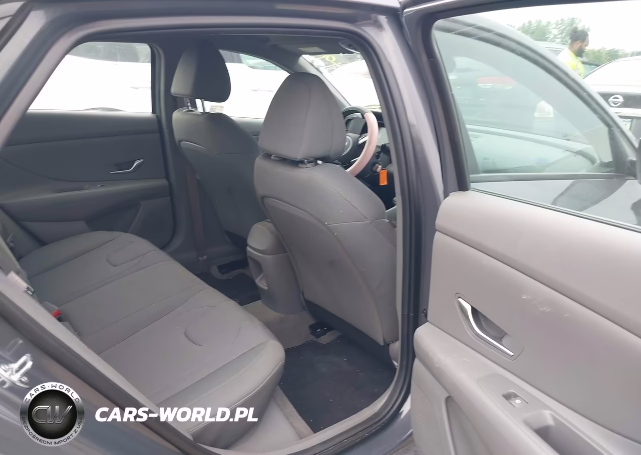 2025 Hyundai Elantra Se VIN:KMHLL4DG8SU977316 - 8