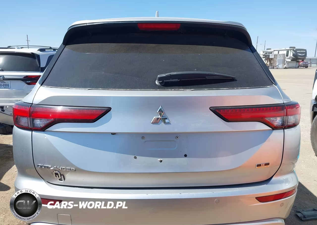 2023 Mitsubishi Outlander VIN:JA4J3UA81PZ029823 - 17