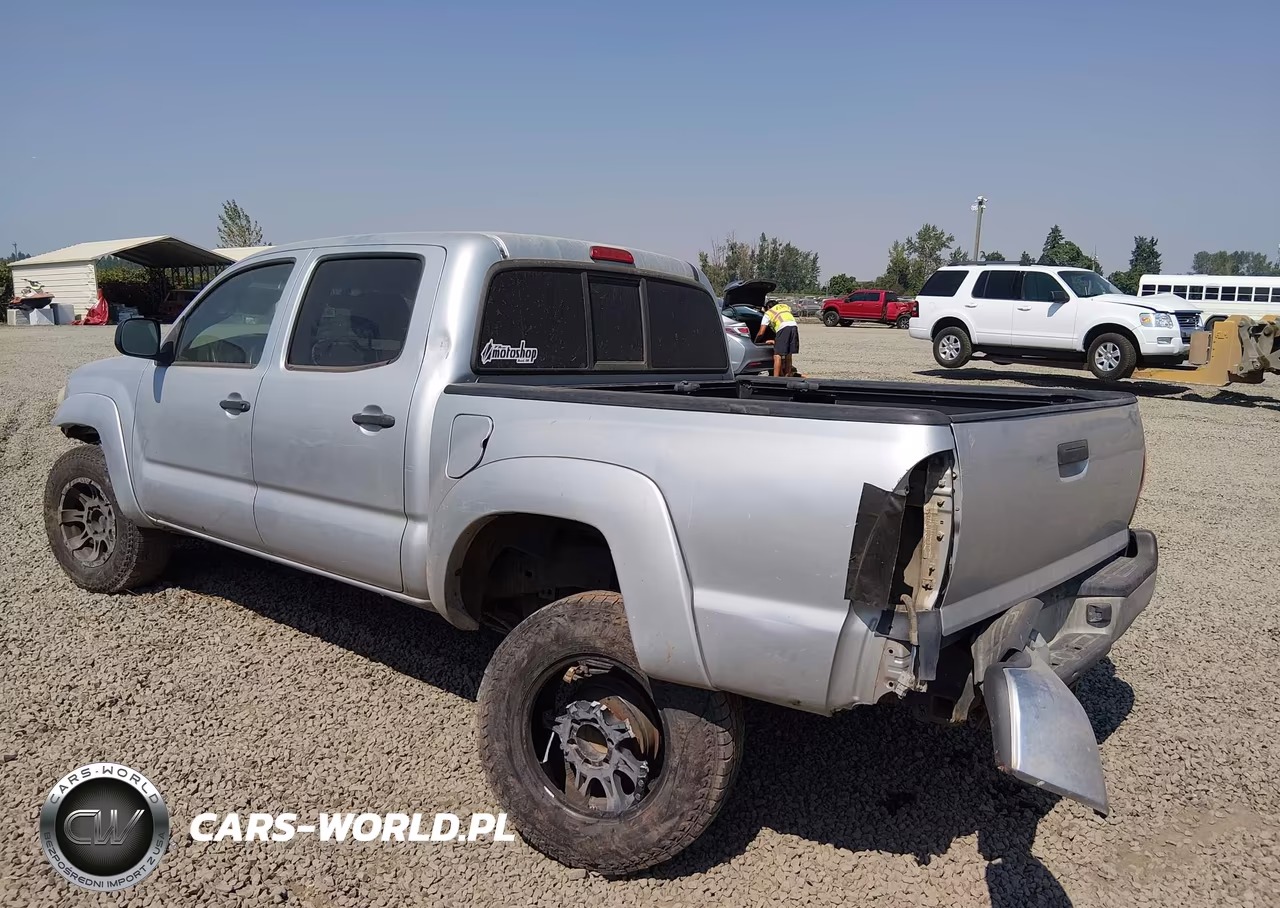 2008 Toyota Tacoma Base V6 VIN:5TELU42N08Z581206 - 3
