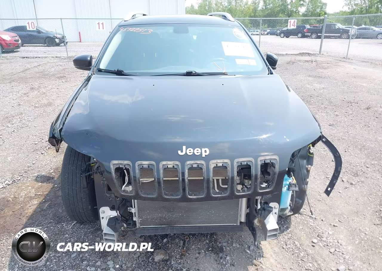 2019 Jeep Cherokee Latitude Plus 4X4 VIN:1C4PJMLB6KD472781 - 12