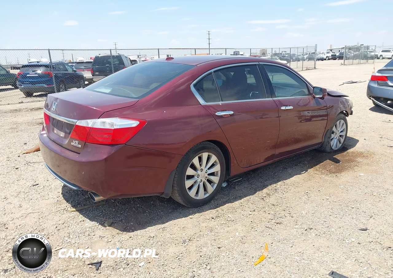 2015 Honda Accord Touring VIN:1HGCR3F96FA023099 - 4