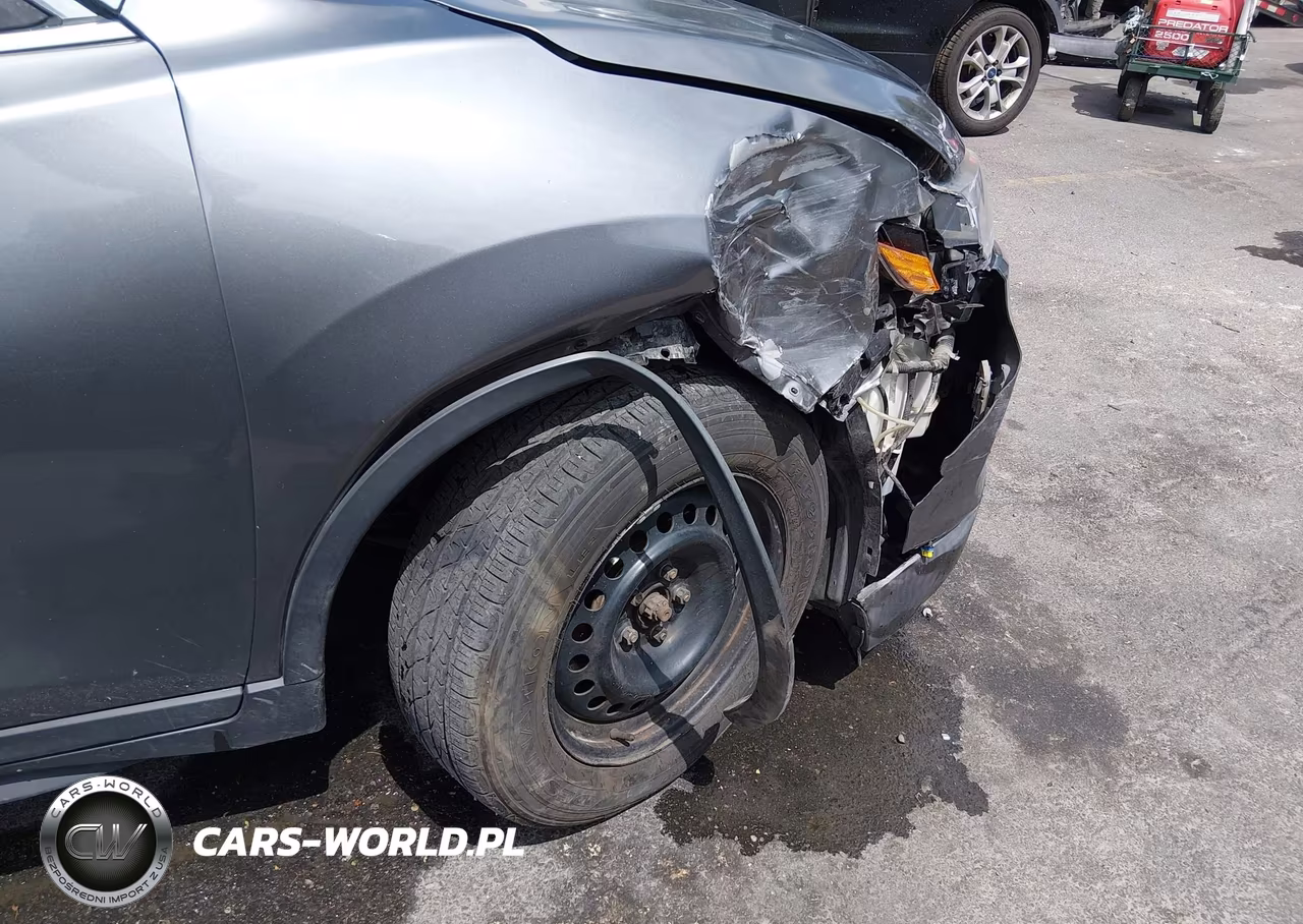 2017 Nissan Rogue S VIN:KNMAT2MT3HP570248 - 18