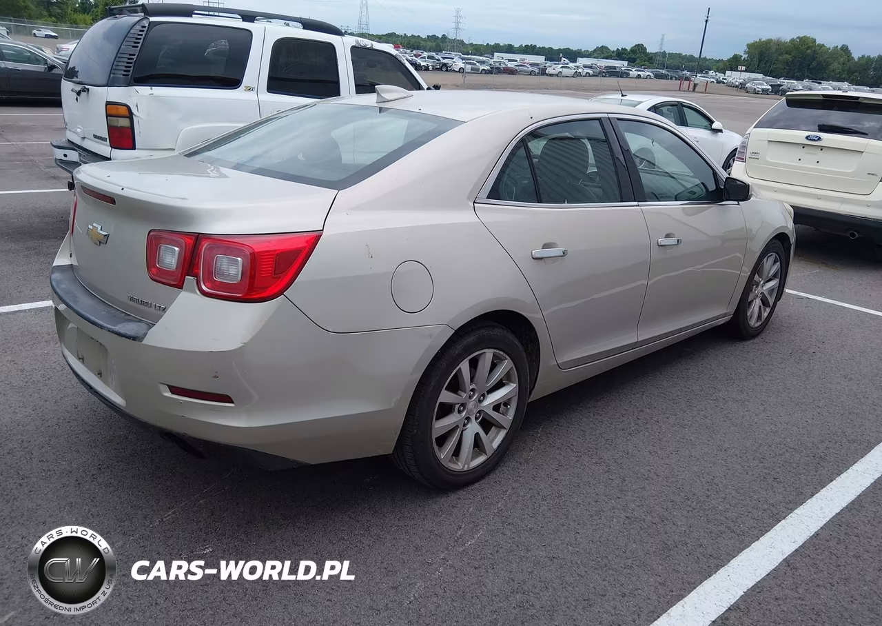 2015 Chevrolet Malibu 1Lz VIN:1G11F5SL0FF285210 - 4