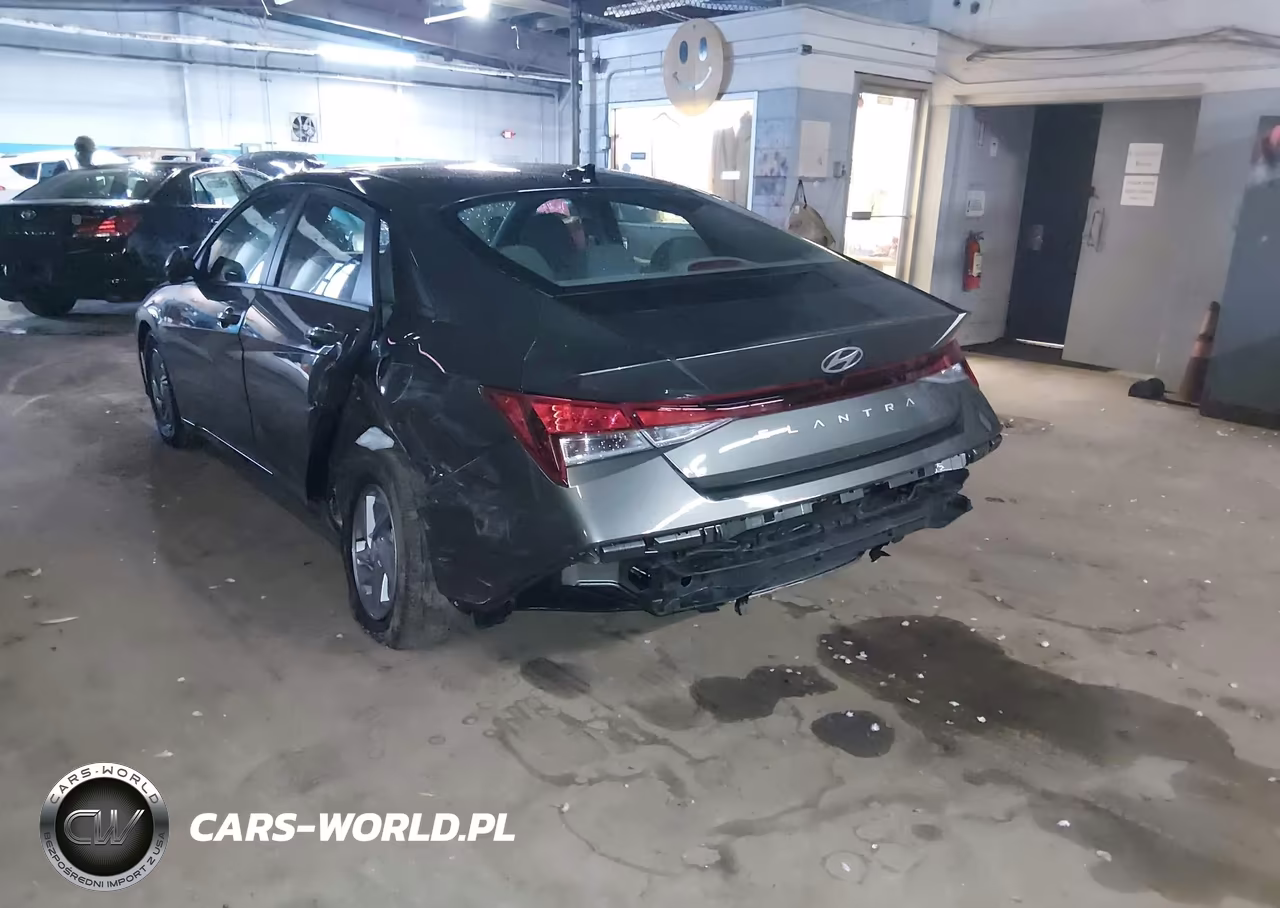 2026 Hyundai Elantra Se VIN:KMHLL4DG7TU254493 - 6