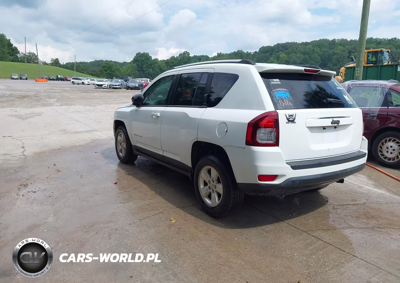 2014 Jeep Compass Sport VIN:1C4NJCBA5ED801338 - 3