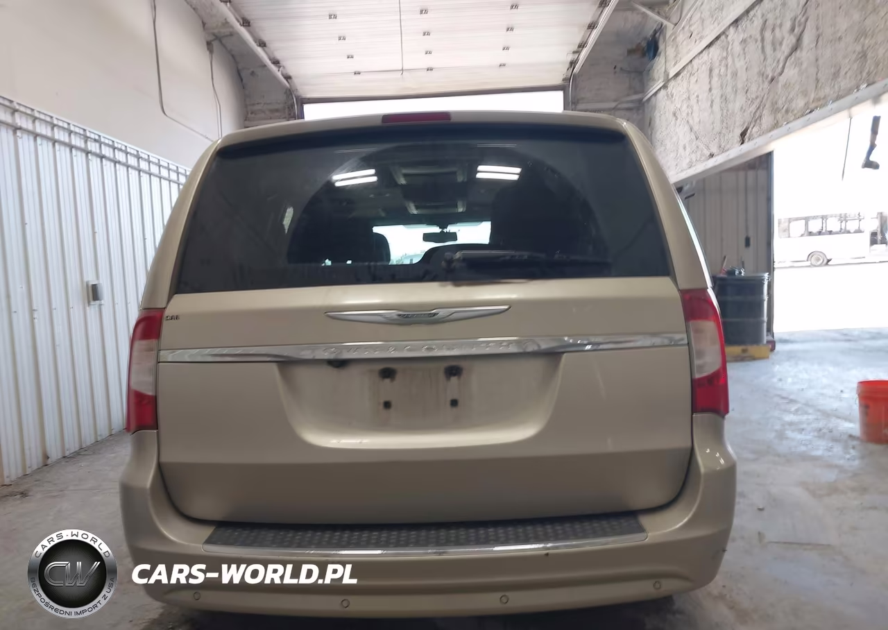 2014 Chrysler Town & Country Touring-L VIN:2C4RC1CG2ER169009 - 16