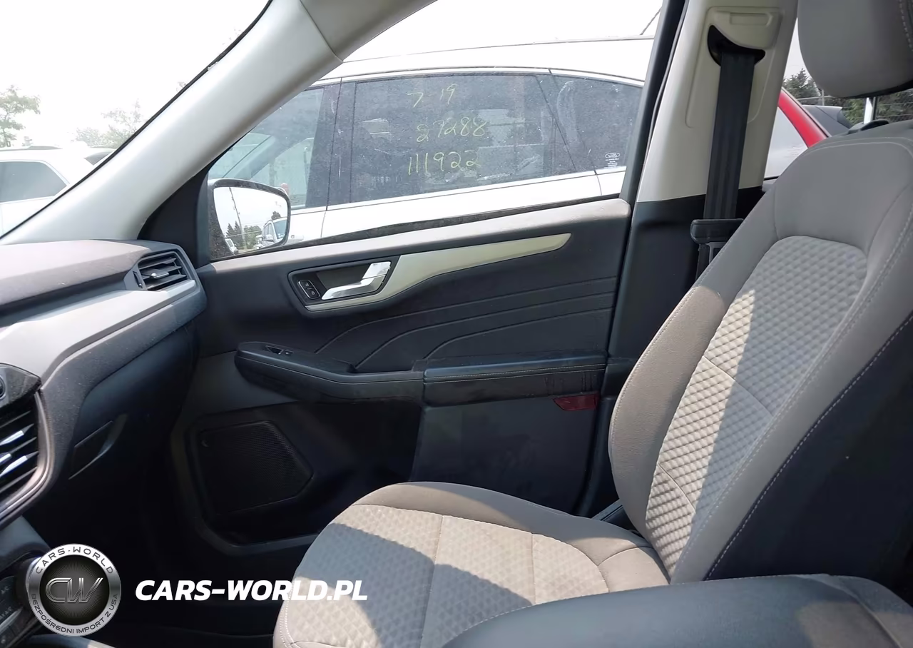 2021 Ford Escape Se VIN:1FMCU9G68MUA63227 - 5