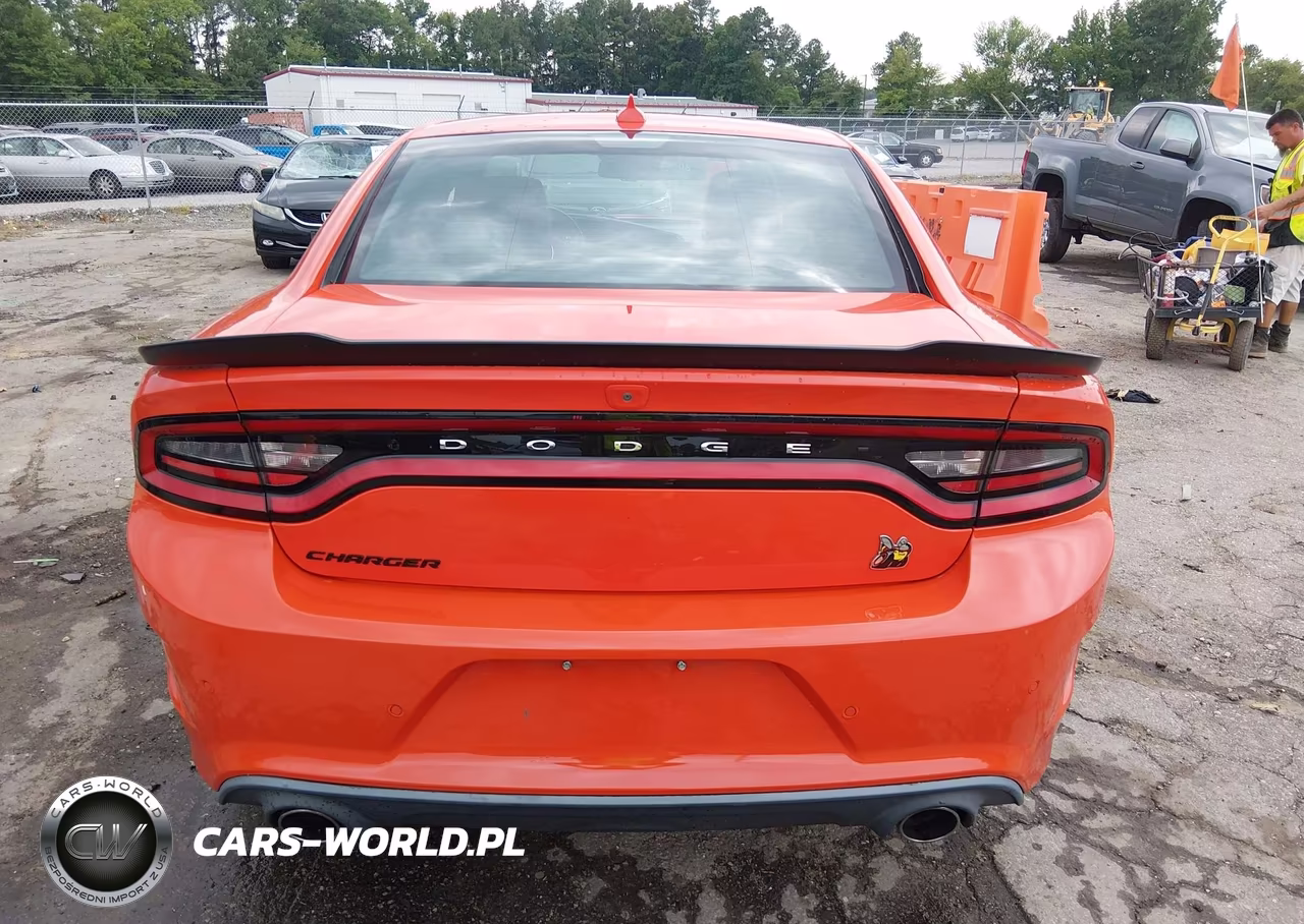 2019 Dodge Charger Scat Pack Rwd VIN:2C3CDXGJ3KH692332 - 17