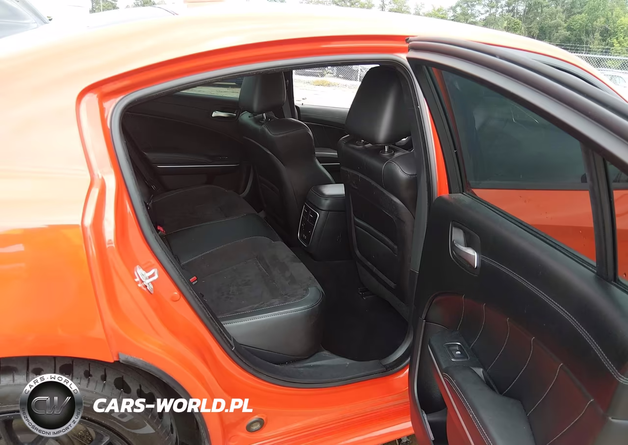 2019 Dodge Charger Scat Pack Rwd VIN:2C3CDXGJ3KH692332 - 8