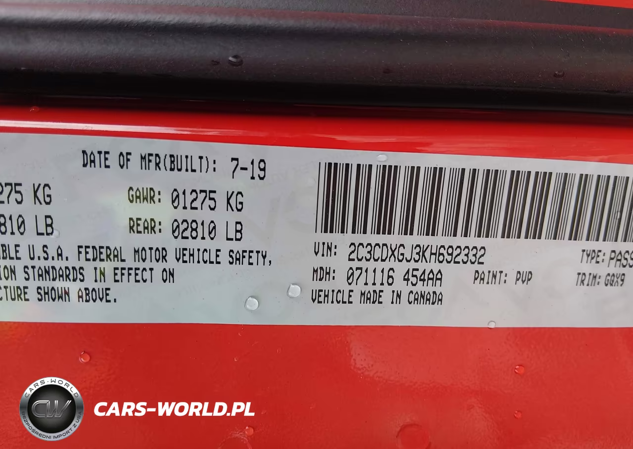 2019 Dodge Charger Scat Pack Rwd VIN:2C3CDXGJ3KH692332 - 9