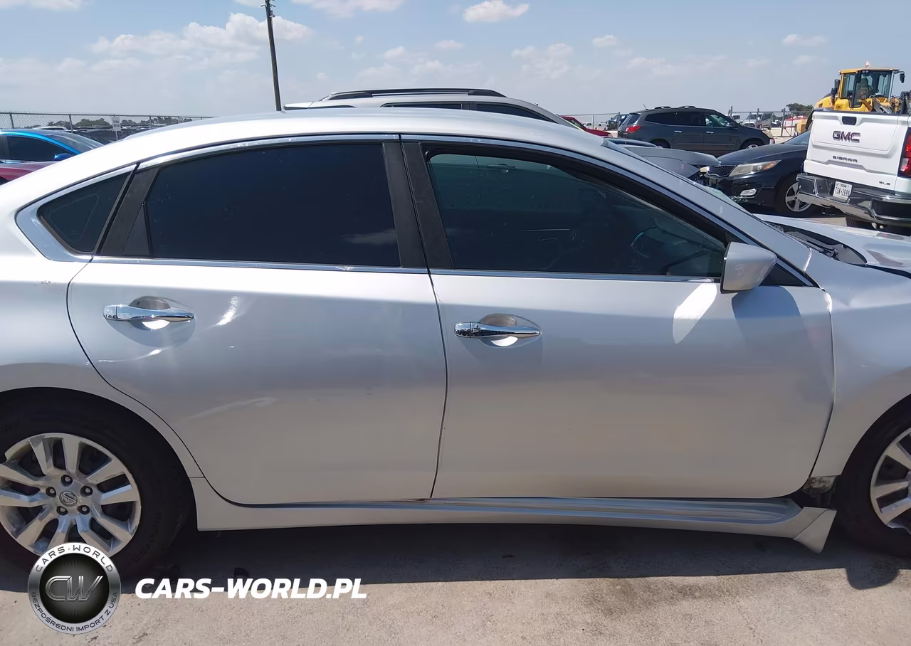 2018 Nissan Altima 2.5 S VIN:1N4AL3AP9JC248956 - 13