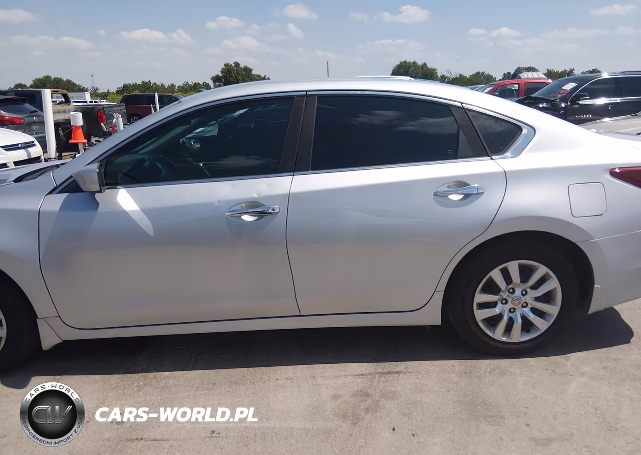 2018 Nissan Altima 2.5 S VIN:1N4AL3AP9JC248956 - 14