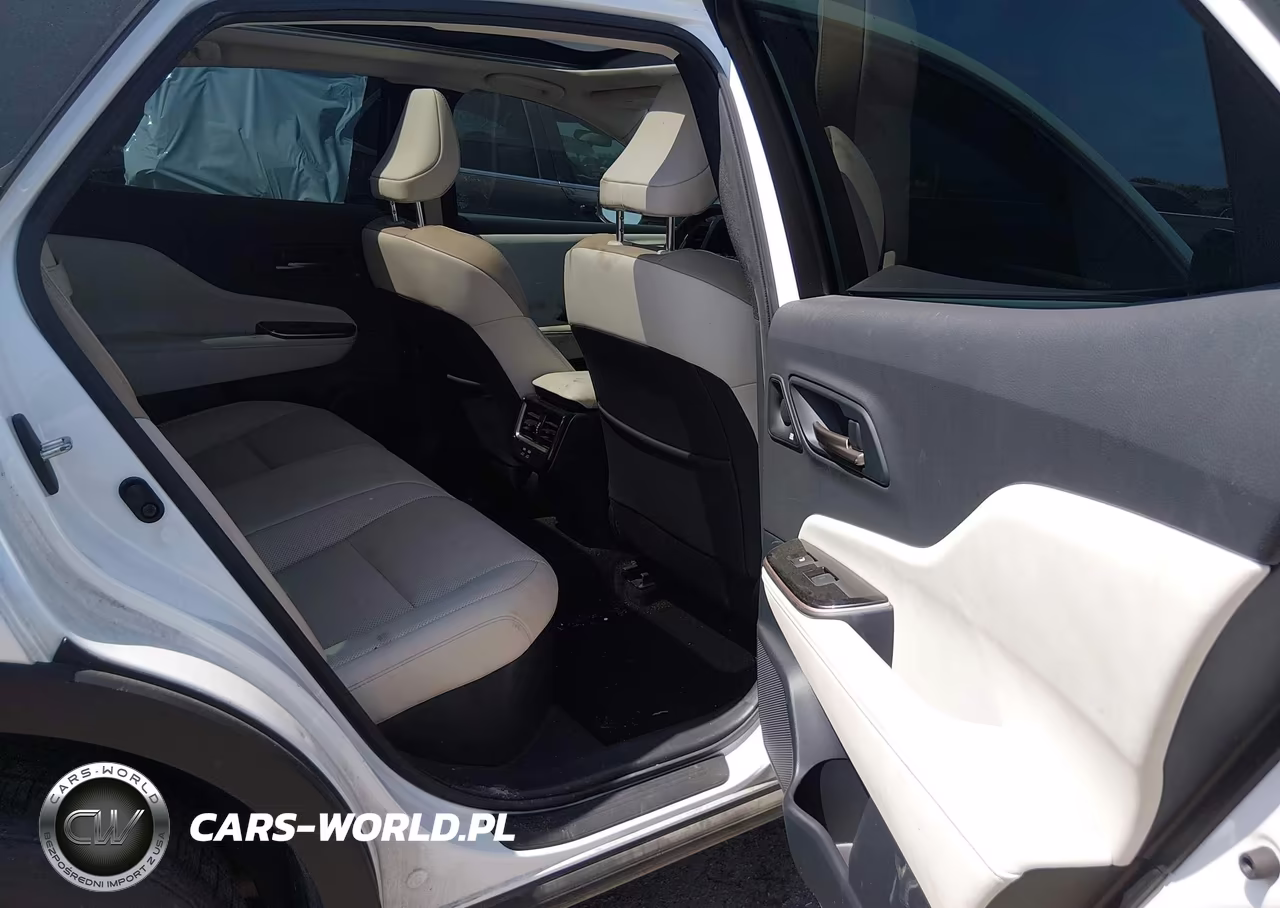 2024 Toyota Crown Limited VIN:JTDAAAAF3R3020183 - 8