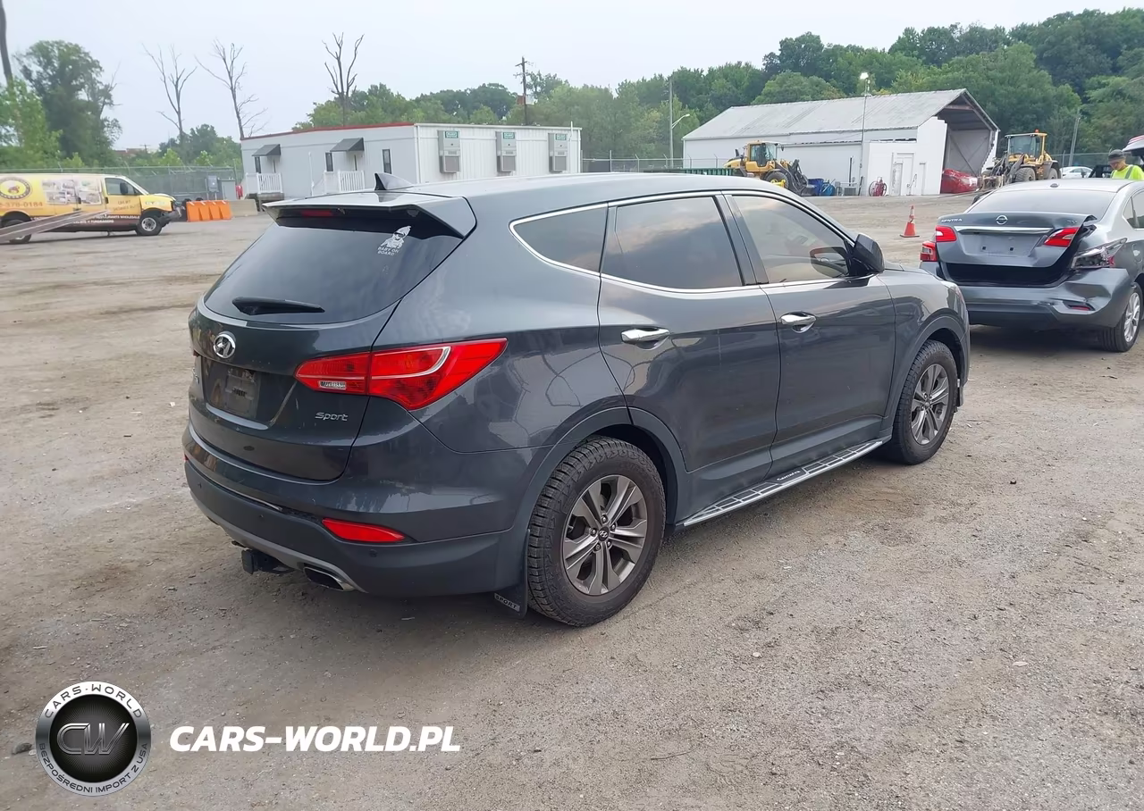 2016 Hyundai Santa Fe Sport 2.4L VIN:5XYZT3LB2GG380105 - 4