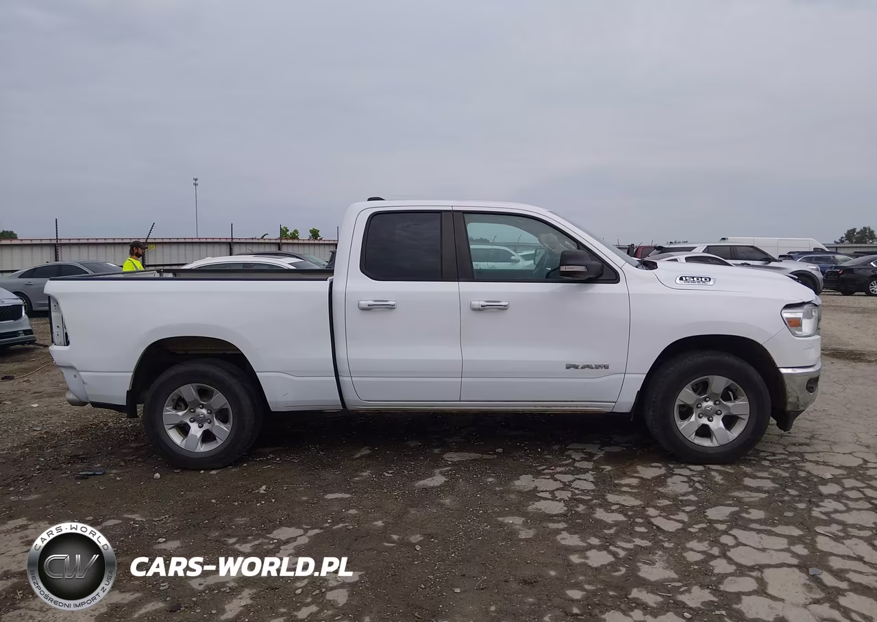 2020 Ram 1500 Big Horn 4X4 6'4 Box VIN:1C6SRFBT4LN280383 - 14