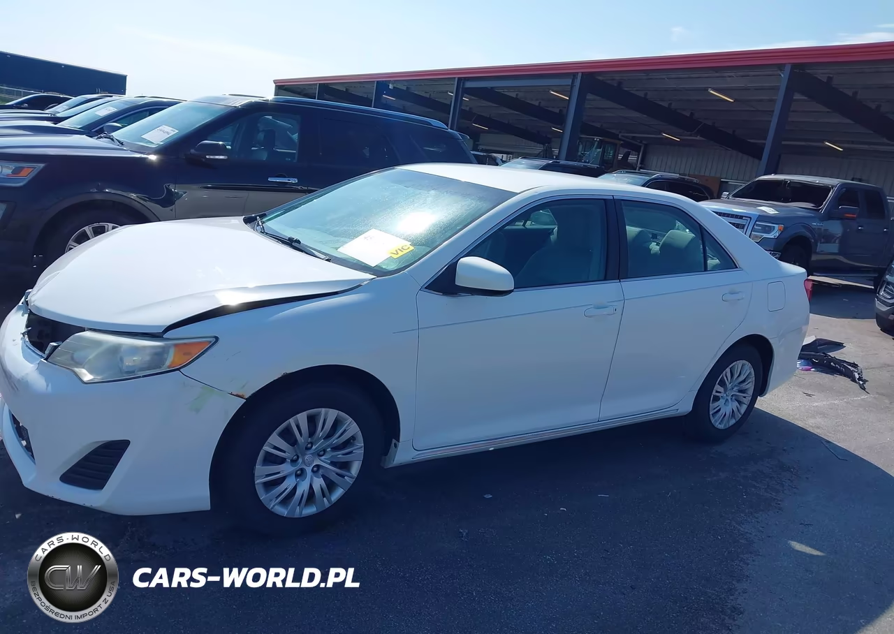 2012 Toyota Camry Le VIN:4T4BF1FK2CR226643 - 15
