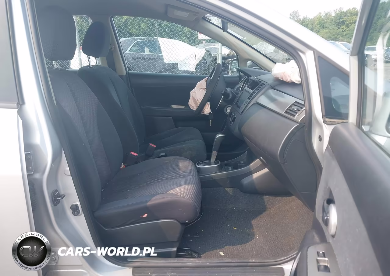 2010 Nissan Versa 1.8S VIN:3N1BC1AP7AL449474 - 5
