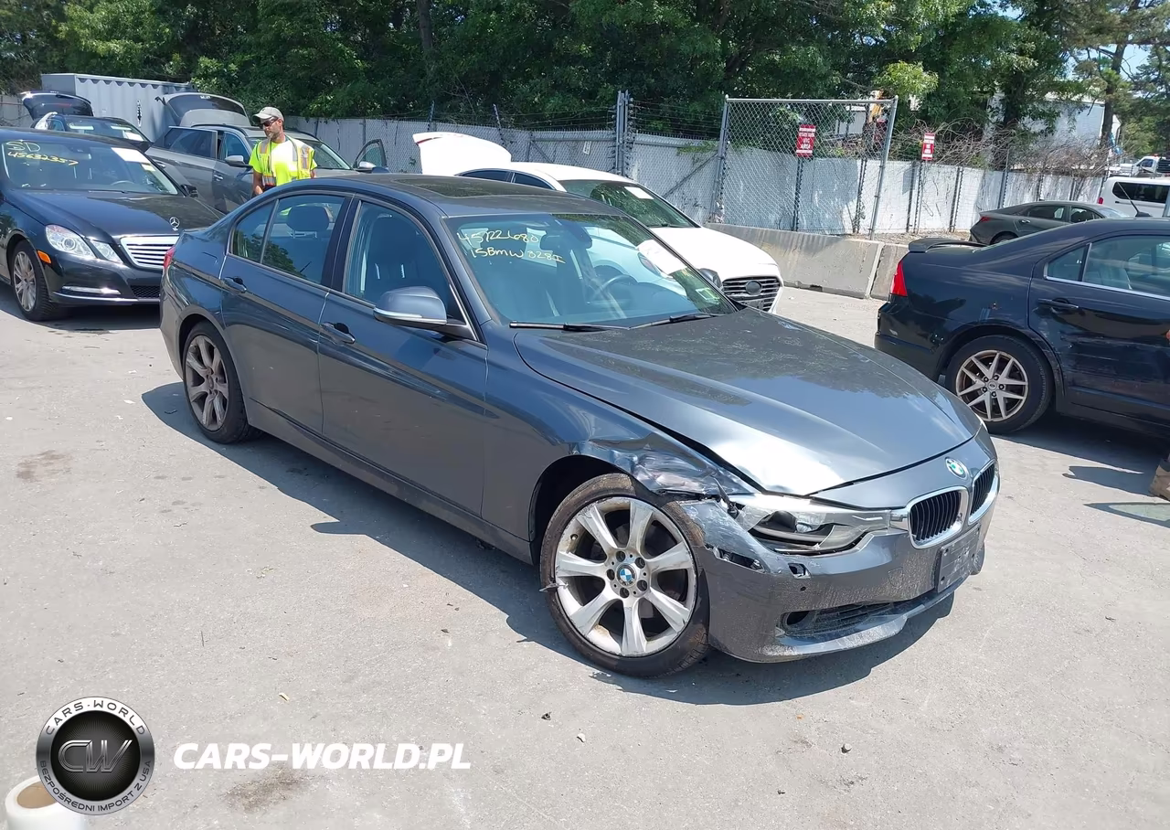 2015 BMW 328I xDrive – zdjęcie 1 z 18