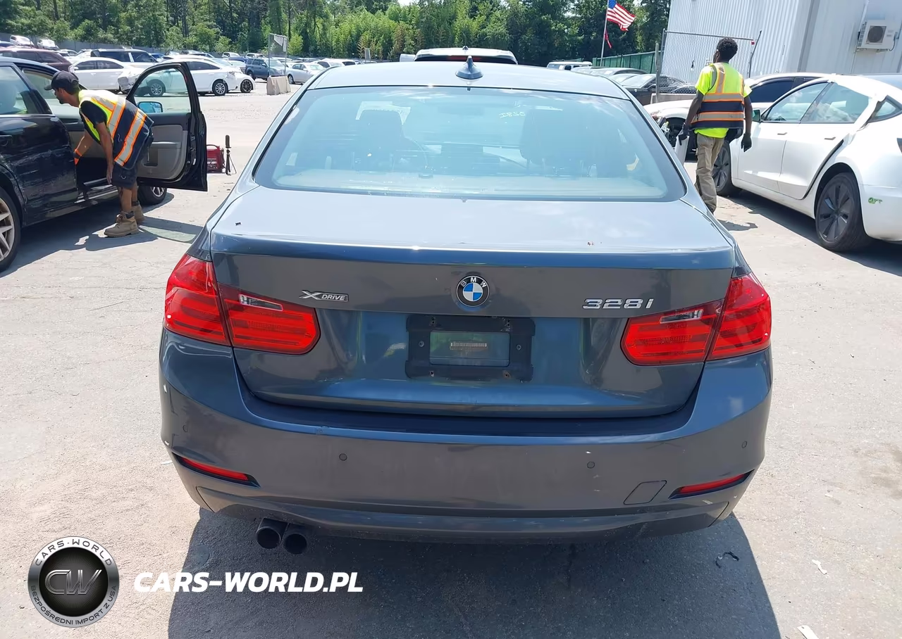 2015 BMW 328I xDrive VIN:WBA3B3G50FNR87282 - 17