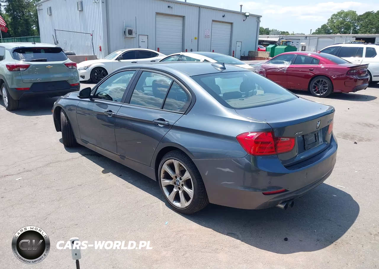 2015 BMW 328I xDrive VIN:WBA3B3G50FNR87282 - 3